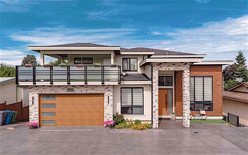 2263 Bevan Crescent